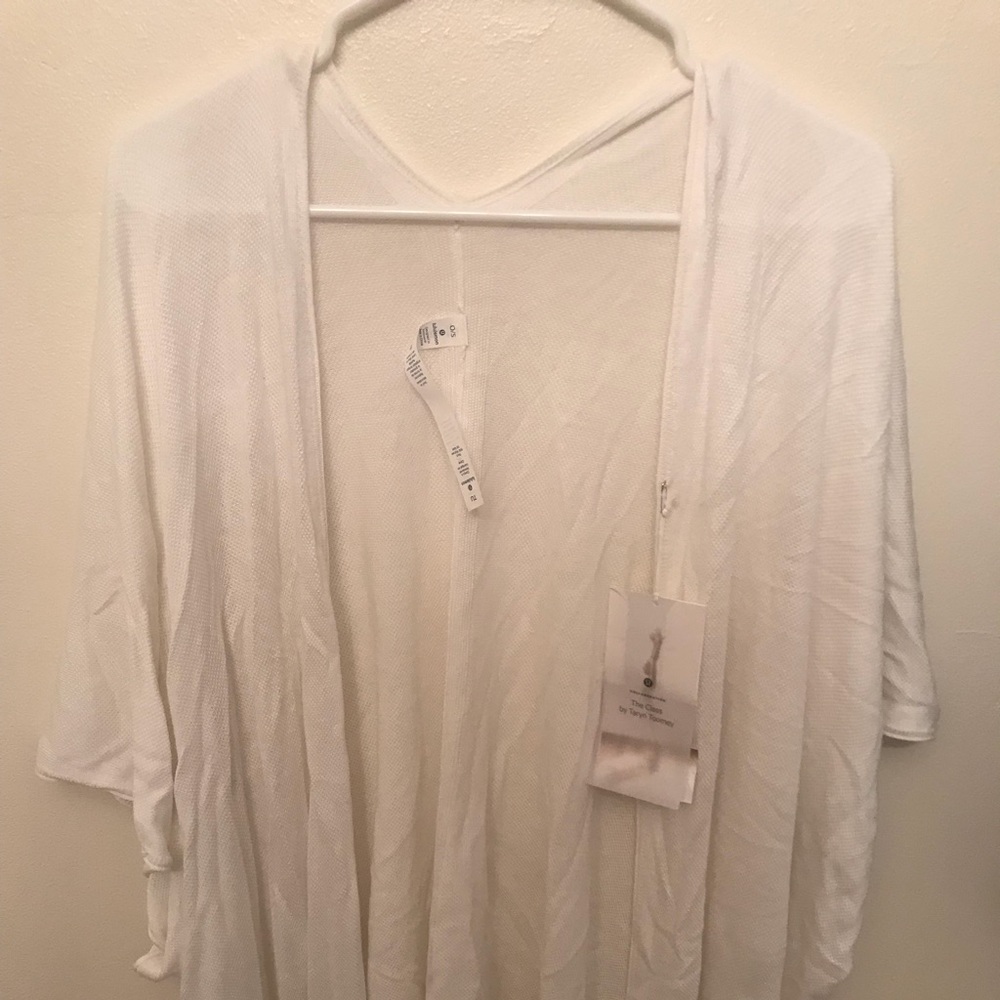 Lululemon Taryn Toomey Meditation Cloak OS NWT